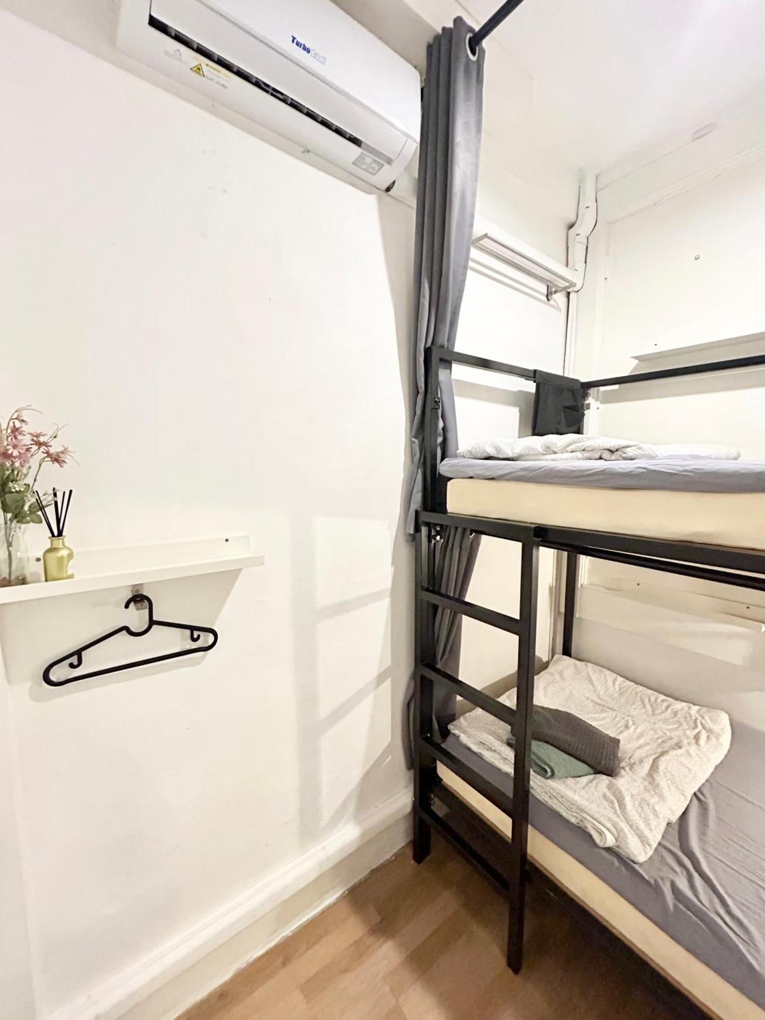 Bangkok Sanookdee Hostel (Adults Only) Exterior photo