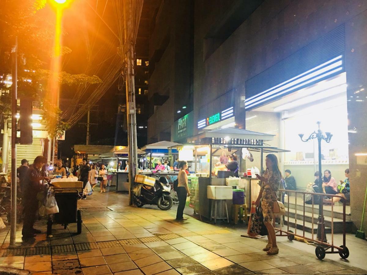 Bangkok Sanookdee Hostel (Adults Only) Exterior photo